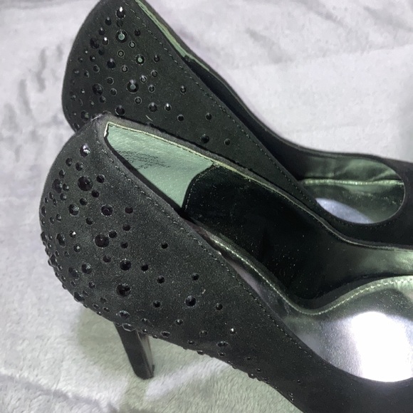 Metaphor Heels Size 7 - Picture 2 of 8